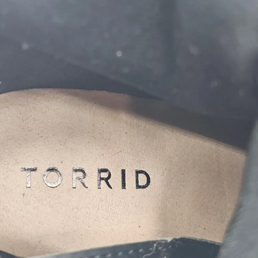 Torrid Black Vegan Leather Tall Knee Chunky Heeled Boot Stretchy Calf Womens 8 W
